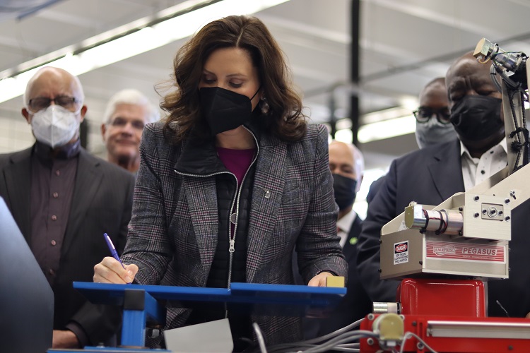 Whitmer_Bill_Signing1.jpg